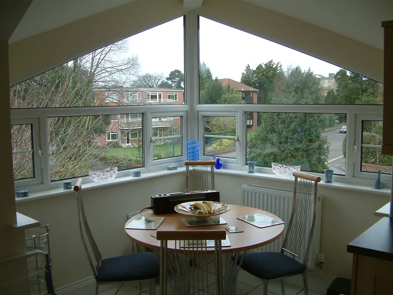 Bay Windows East Finchley